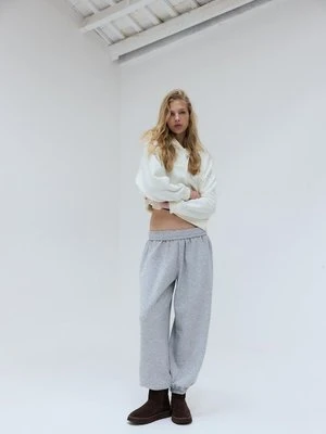 Stradivarius Spodnie jogger balloon  Popielaty