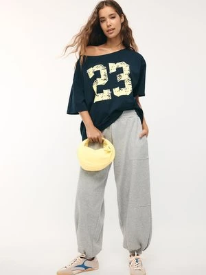 Stradivarius Spodnie jogger balloon z dzianiny dresowej  Popielaty