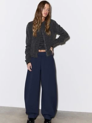 Stradivarius Spodnie jogger barrel  Morski
