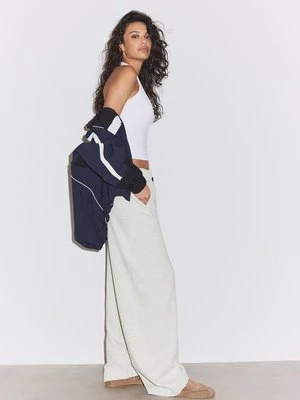 Stradivarius Spodnie jogger barrel  Popielaty