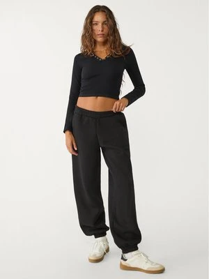 Stradivarius Spodnie jogger boyfriend z dresowej dzianiny  Czarny