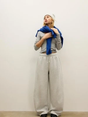 Stradivarius Spodnie jogger super barrel  Popielaty