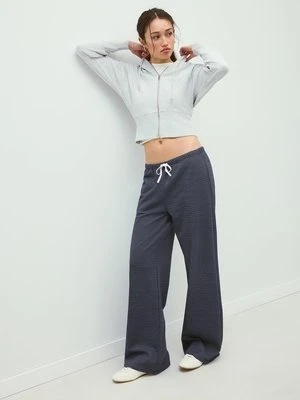 Stradivarius Spodnie jogger wide leg w paski  Ciemnomorski