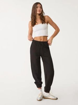 Stradivarius Spodnie jogger z dzianiny dresowej  Czarny