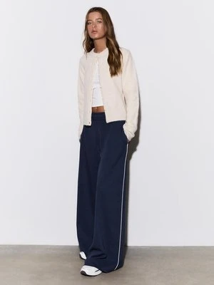 Stradivarius Spodnie jogger z dzianiny dresowej z szerokimi nogawkami  Morski