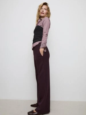 Stradivarius Spodnie jogger z szerokimi nogawkami  Purpurowy