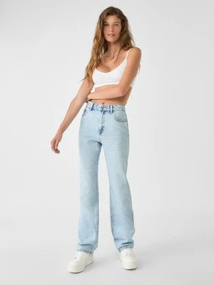 Stradivarius Spodnie o prostym kroju  ŚREDNIOJASNY NIEBIESKI DENIM