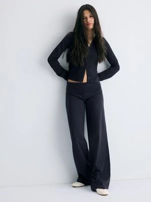 Stradivarius Spodnie siatkowe z wywijanym pasem  Morski