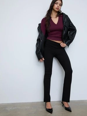 Stradivarius Spodnie slim fit  Czarny