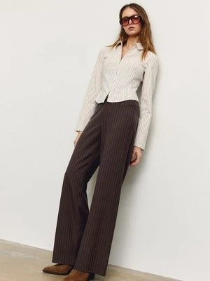 Stradivarius Spodnie wizytowe proste slim  Brązowy