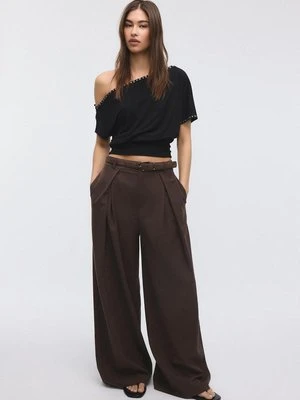 Stradivarius Spodnie z zakładkami maxi i paskiem  Brązowy