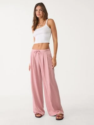 Stradivarius Spodnie ze sznurkiem o teksturowanej fakturze  Cielisty róż