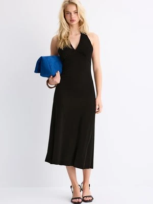 Stradivarius Sukienka midi z węzłem na plecach  Czarny