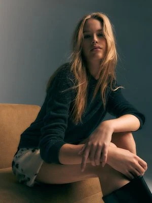 Stradivarius Sweter 100% wełna ekstra miękka  Czarny