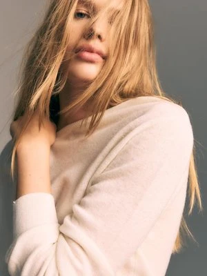 Stradivarius Sweter 100% wełna ekstra miękka  Waniliowy