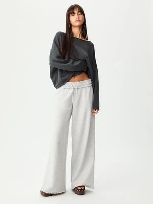Stradivarius Sweter crop dekolt łódka  Ciemnoszary