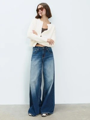 Stradivarius Sweter dzianinowy z prążkami i guzikami  Waniliowy