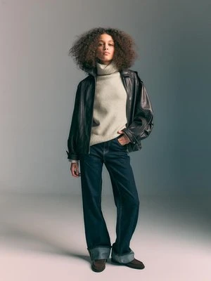 Stradivarius Sweter regularny z golfem  Kamień