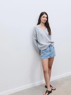 Stradivarius Sweter z filcowanej dzianiny z dekoltem w serek  Popielaty