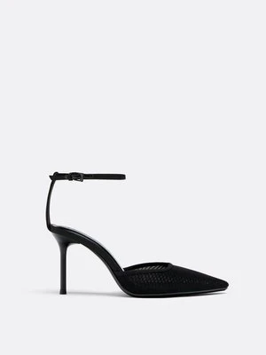 Stradivarius Szpilki z siateczką  Czarny