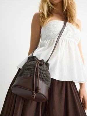 Stradivarius Szydełkowa torebka listonoszka  Brązowy