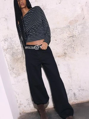 Stradivarius T-shirt z asymetrycznym dekoltem  Ciemnoszary