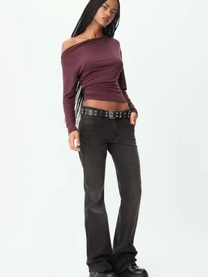 Stradivarius T-shirt z asymetrycznym dekoltem  Wiśniowy