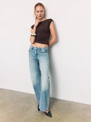 Stradivarius T-shirt z odkrytymi plecami  Brązowy