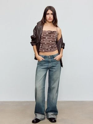 Stradivarius Top haftowany na ramiączkach  Brązowy