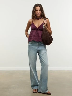 Stradivarius Top na ramiączkach z pasmanterią  Fioletowy