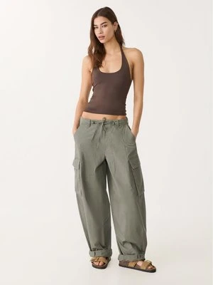 Stradivarius Top z dekoltem halter  Brązowy