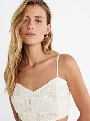 Stradivarius Top z dekoltem w serce i haftem  Biały