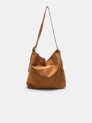 Stradivarius Torba bucket ze sztucznego zamszu z paskiem  Jasny wielbłądzi