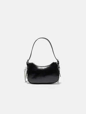 Stradivarius Torba na ramię Luna z łańcuszkiem  Czarny