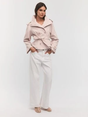 Stradivarius Trencz ze stójką i paskiem  Łososiowy