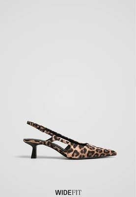 Stradivarius WIDE FIT. Buty na obcasie typu kaczuszka w lampart print  Dwukolorowy