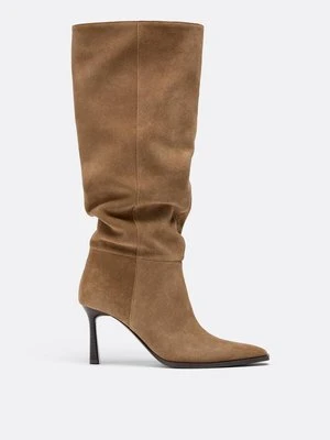 Stradivarius Wysokie skórzane kozaki na szpilce slouchy  BEŻOWY