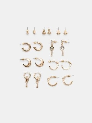 Stradivarius Zestaw 9 par kolczyków z połyskiem  Złoty