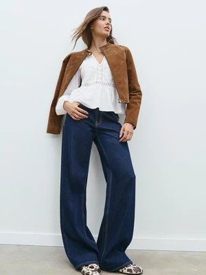 Stradivarius Zwiewna bluzka z haftami  Biały