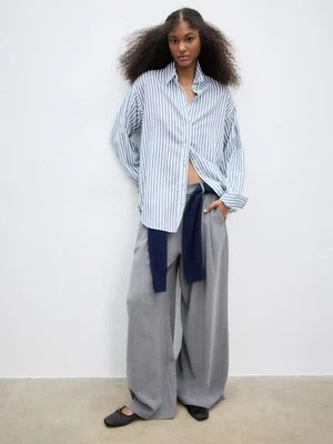 Stradivarius Zwiewna koszula z efektem lnu  Ciemnomorski