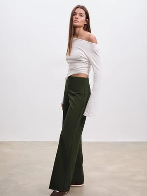 Stradivarius Zwiewne spodnie wizytowe  0-526