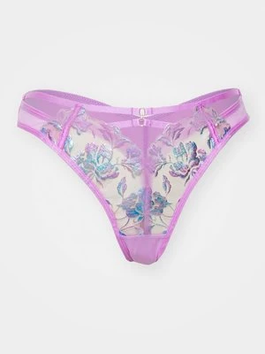 Stringi Ann Summers