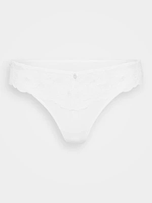 Stringi Ann Summers
