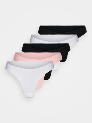 Brazyliany Anna Field