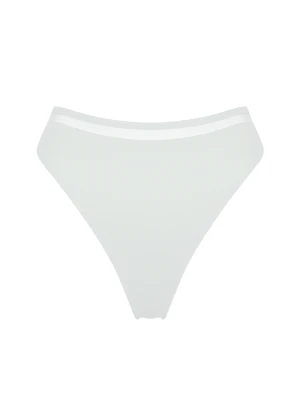 Stringi Basic Esotiq