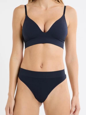 Stringi bezszwowe Etam