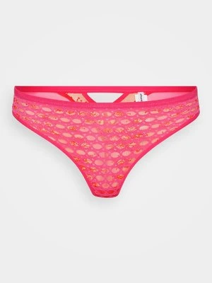 Stringi Chantelle