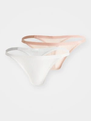 Stringi Dorina