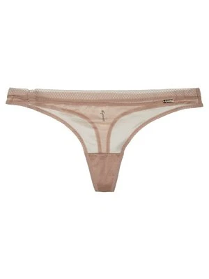 Stringi Gossard