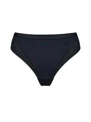 Stringi Hottie Esotiq